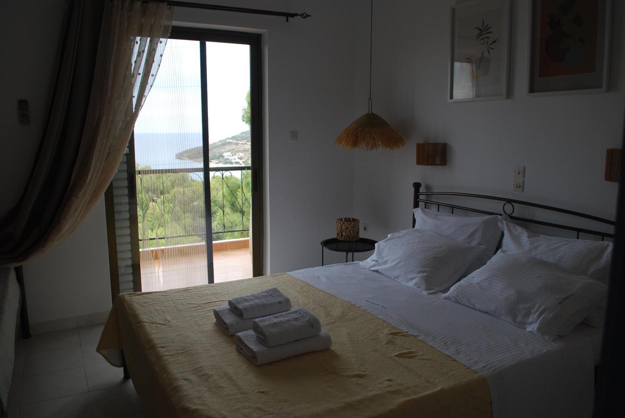 Sunset Rooms Agia Marina  Eksteriør bilde