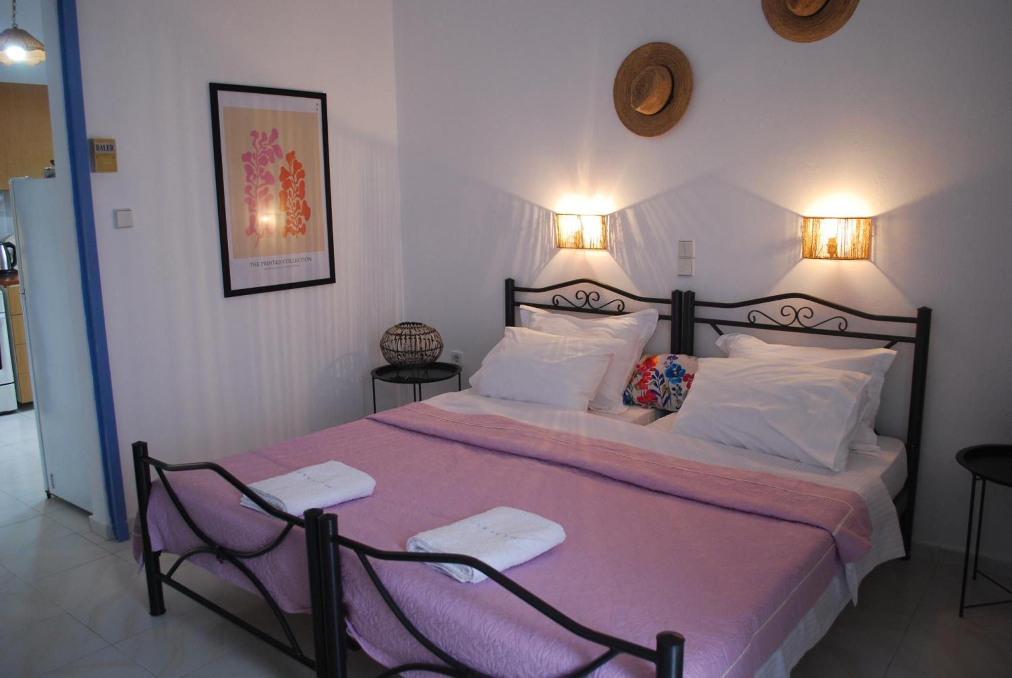 Sunset Rooms Agia Marina  Eksteriør bilde